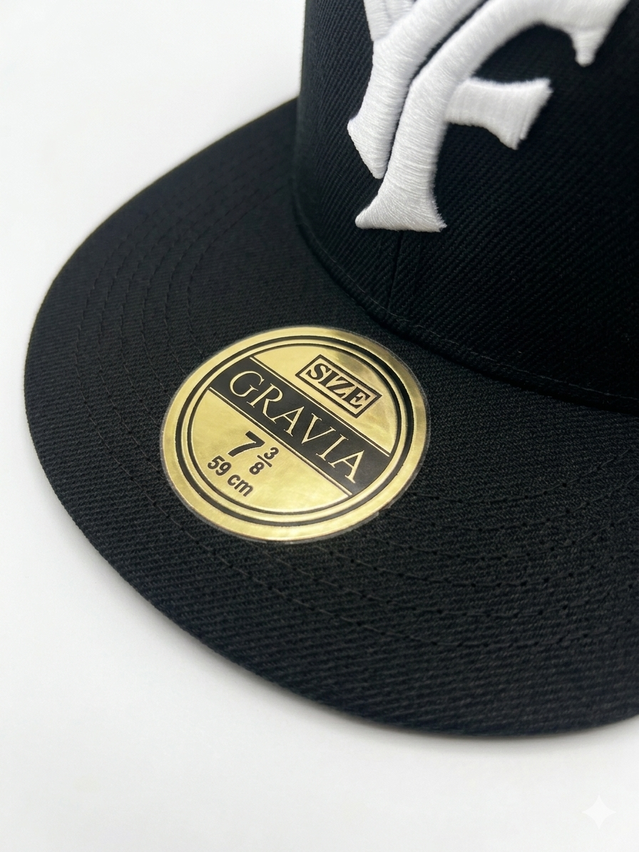 YF Snapback Saphir Schwarz
